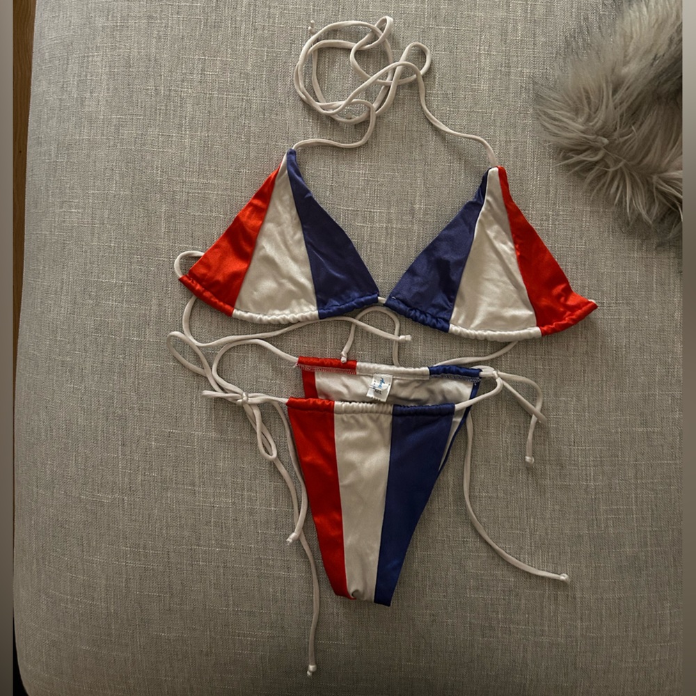 Andi Bagus Bikini Set